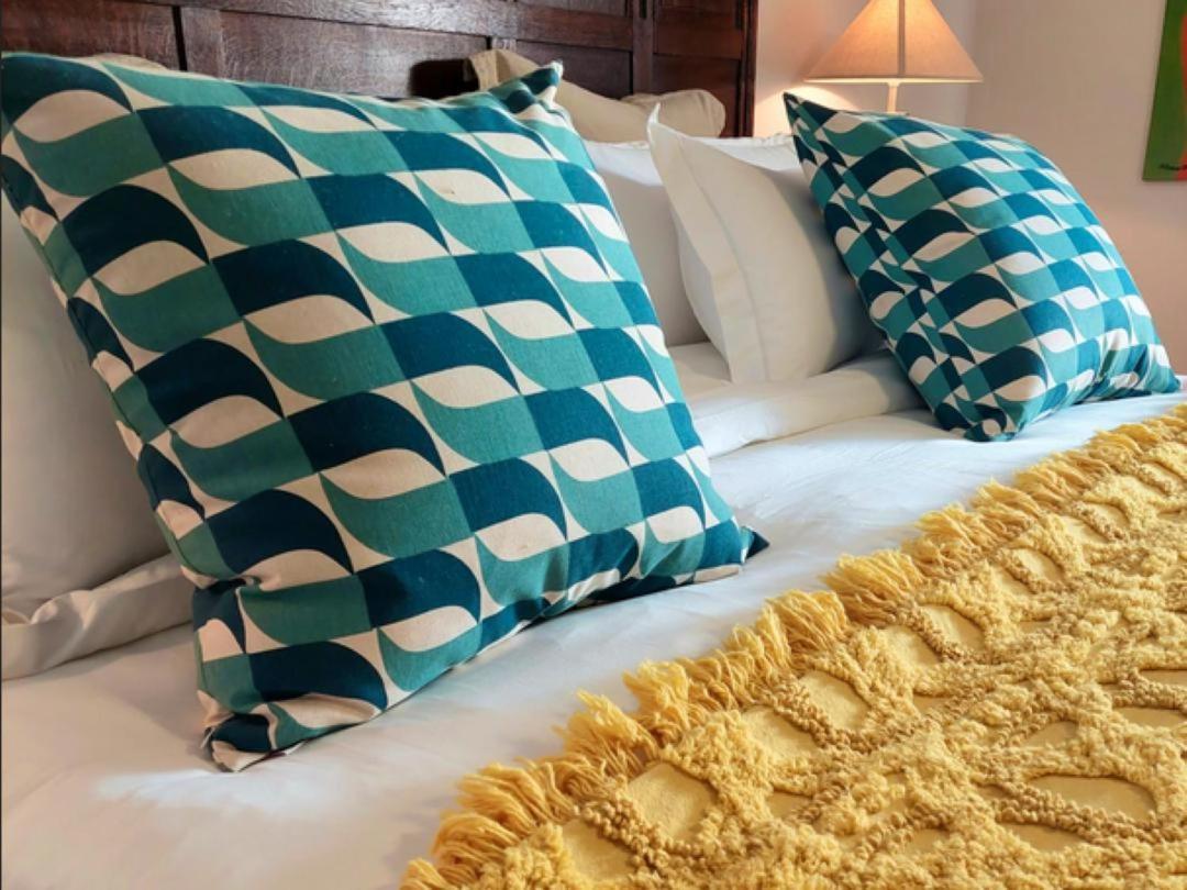 Art And Soul Restaurant, Accommodation, French Bar And Art Gallery Parys Værelse billede